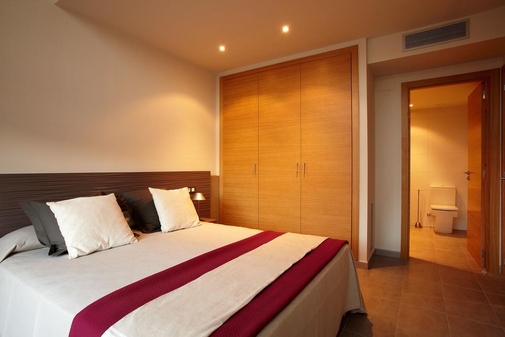 פיגוארז Apartaments Terraza Figueres מראה חיצוני תמונה