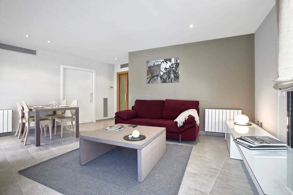 פיגוארז Apartaments Terraza Figueres מראה חיצוני תמונה