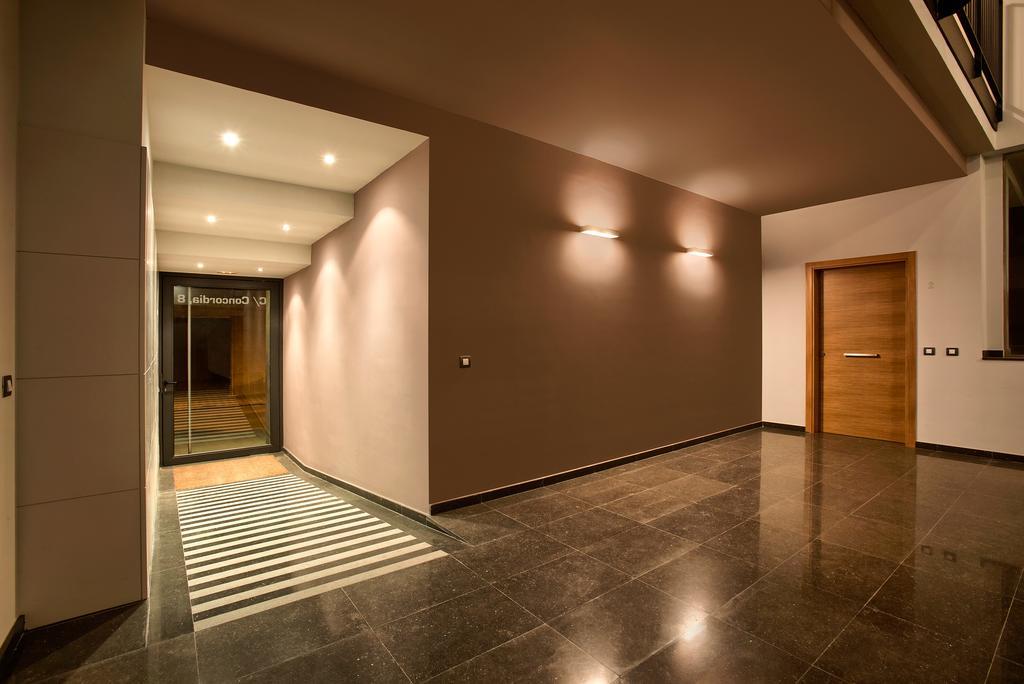 פיגוארז Apartaments Terraza Figueres מראה חיצוני תמונה